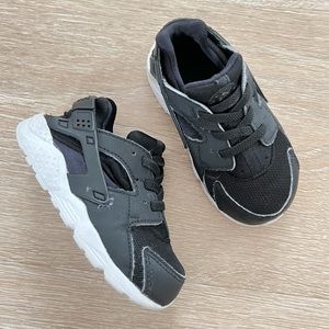 Nike Huarache Run Shoes